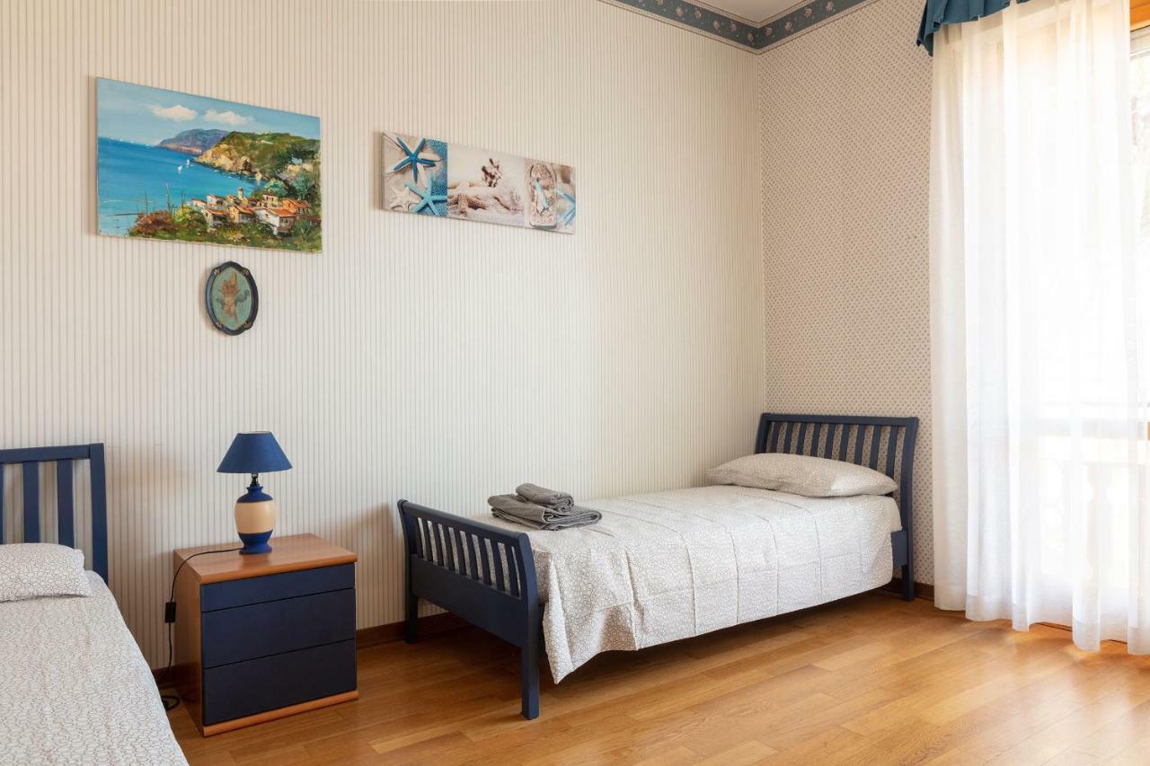 Appartamento Tina Lido di Camaiore Extérieur photo